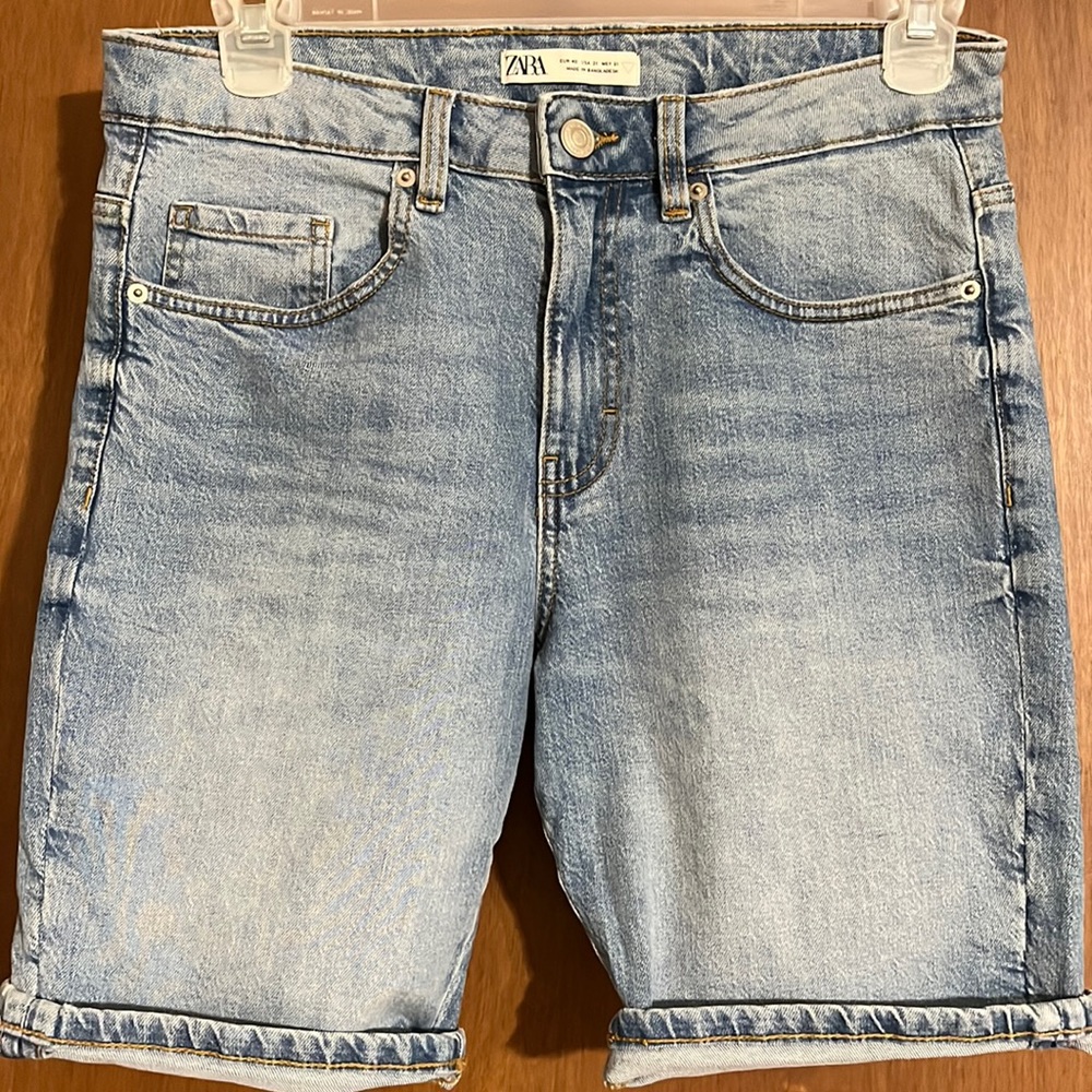 Zara shorts size 31